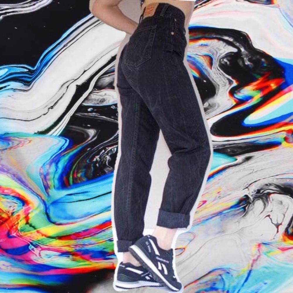 Vintage distressed Levi’s 501 34x30 Boyfriend Jean